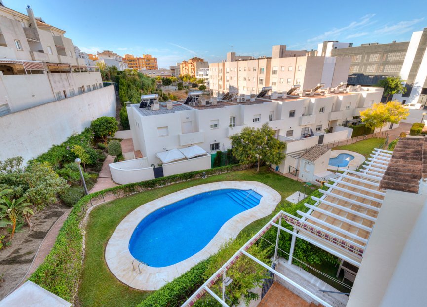 Resale - House - Townhouse - Estepona - Estepona Centro