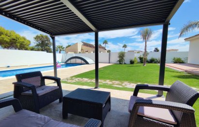 Resale - House - Detached Villa - Estepona - Estepona Centro