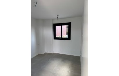 Resale - Apartment - Ground Floor Apartment - Fuengirola - Fuengirola Centro