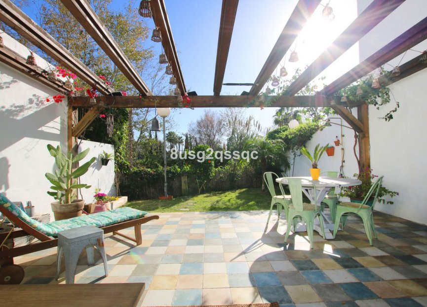 Resale - House - Semi-Detached House - Estepona - Costalita