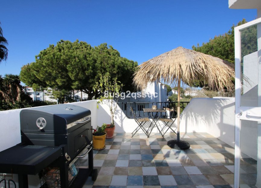 Resale - House - Semi-Detached House - Estepona - Costalita