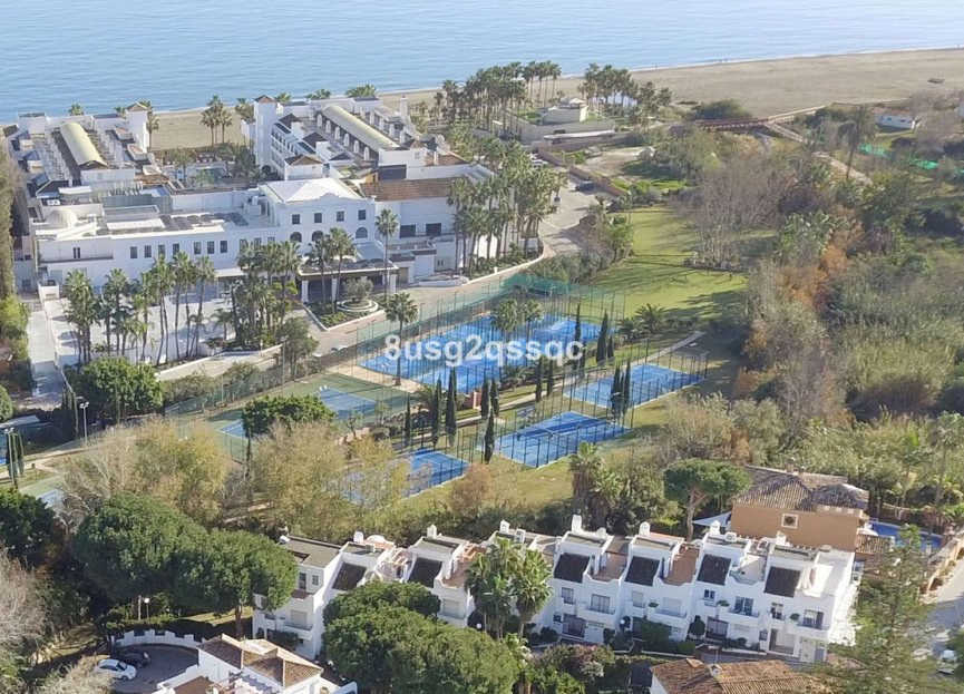 Resale - House - Semi-Detached House - Estepona - Costalita