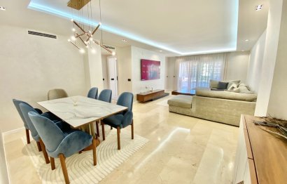 Resale - Apartment - Middle Floor Apartment - Marbella - Guadalmina Alta