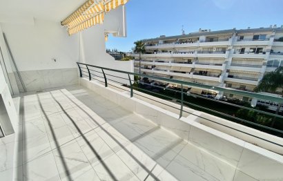 Resale - Apartment - Middle Floor Apartment - Marbella - Guadalmina Alta