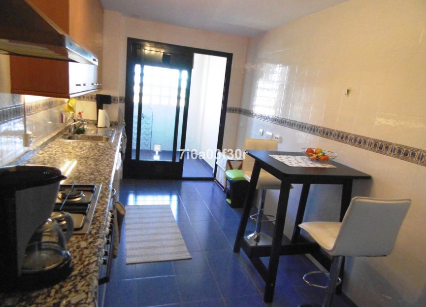 Resale - Apartment - Middle Floor Apartment - Marbella - San Pedro De Alcantara