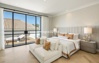 Obra nueva - House - Detached Villa - Marbella - Nueva Andalucia