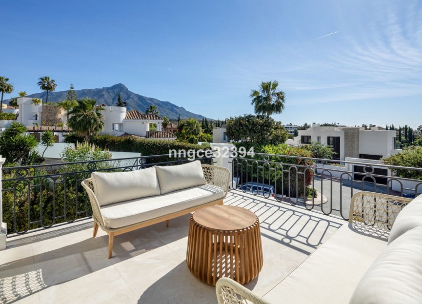 Obra nueva - House - Detached Villa - Marbella - Nueva Andalucia