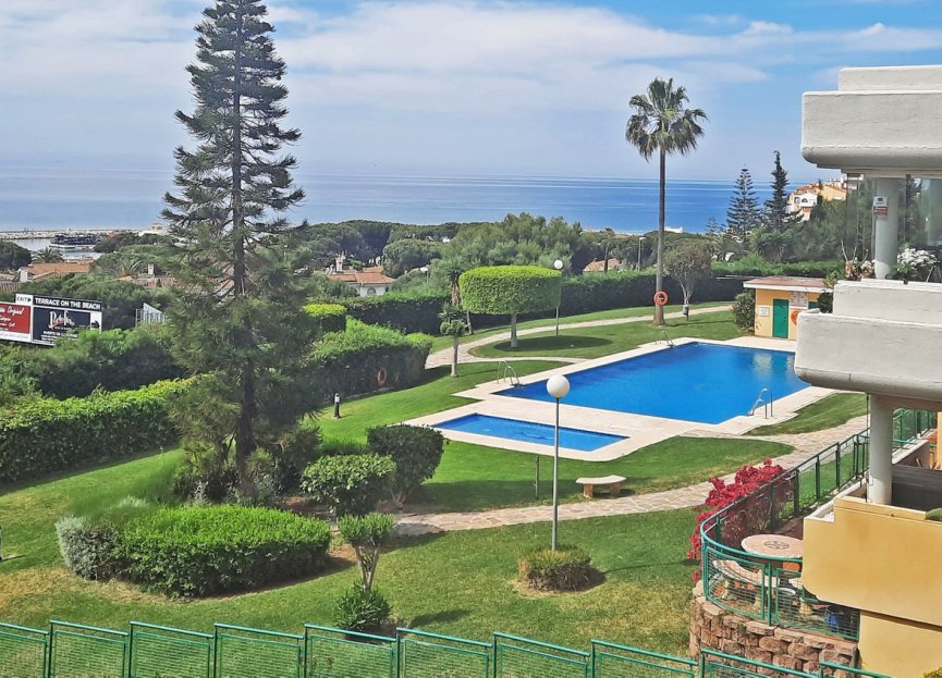 Resale - Apartment - Ground Floor Apartment - Marbella - Cabopino