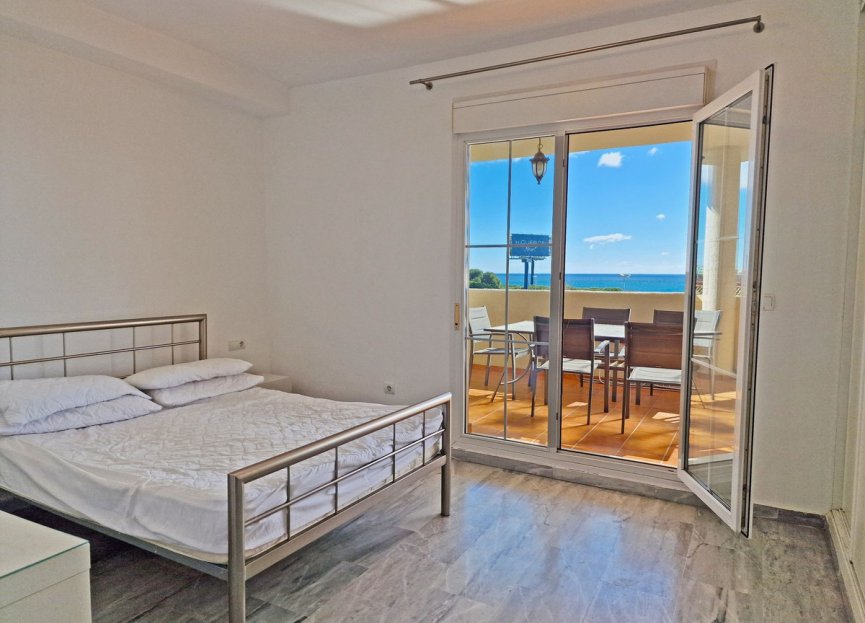 Resale - Apartment - Ground Floor Apartment - Marbella - Cabopino