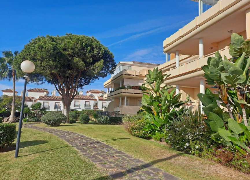 Resale - Apartment - Ground Floor Apartment - Marbella - Cabopino