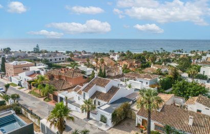 Resale - House - Detached Villa - Marbella - El Rosario