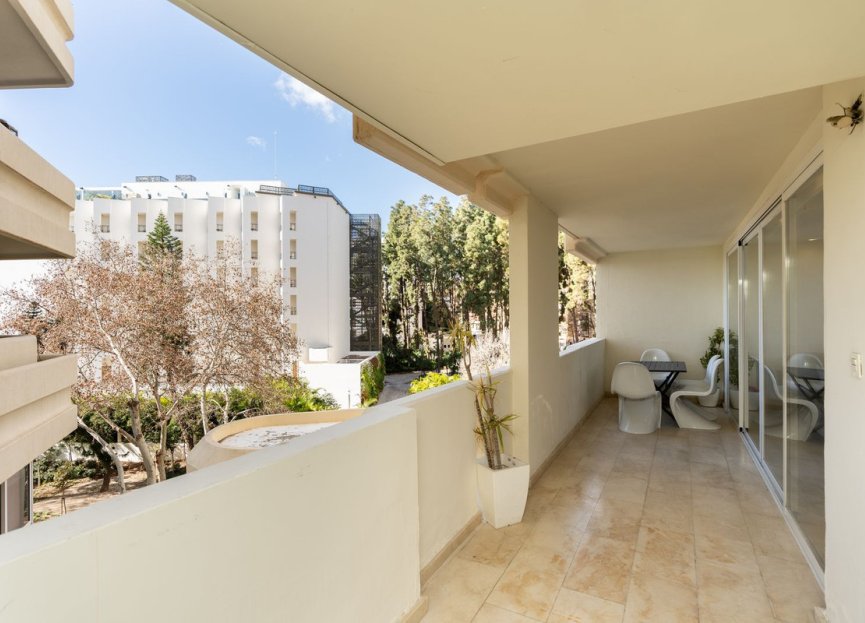 Resale - Apartment - Middle Floor Apartment - Marbella - Marbella Centro