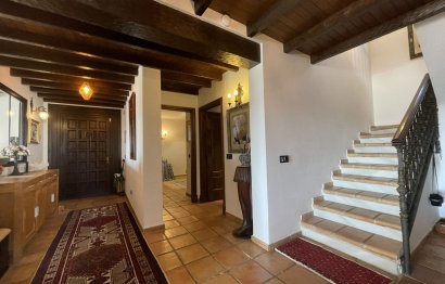 Resale - House - Detached Villa - Casares - Casares Playa