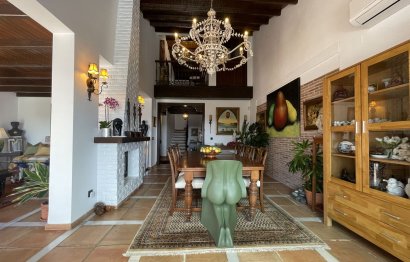 Resale - House - Detached Villa - Casares - Casares Playa