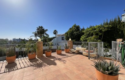 Resale - House - Detached Villa - Casares - Casares Playa