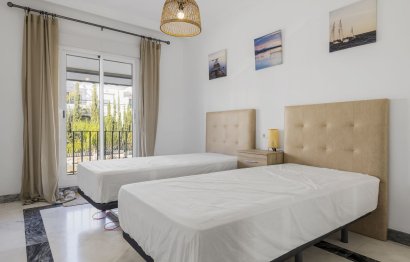 Resale - Apartment - Penthouse - Marbella - Nueva Andalucia