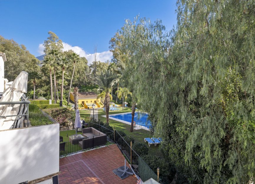 Resale - Apartment - Penthouse - Marbella - Nueva Andalucia