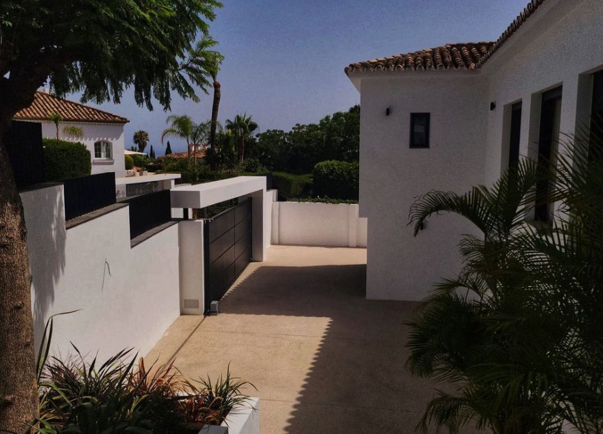 Reventa - House - Detached Villa - Marbella - Marbella Centro