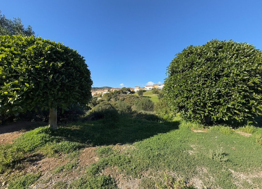 Reventa - Plot - Land - Estepona - Estepona Centro