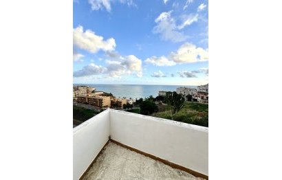 Resale - Apartment - Middle Floor Apartment - Fuengirola - Carvajal