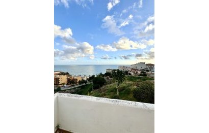 Resale - Apartment - Middle Floor Apartment - Fuengirola - Carvajal