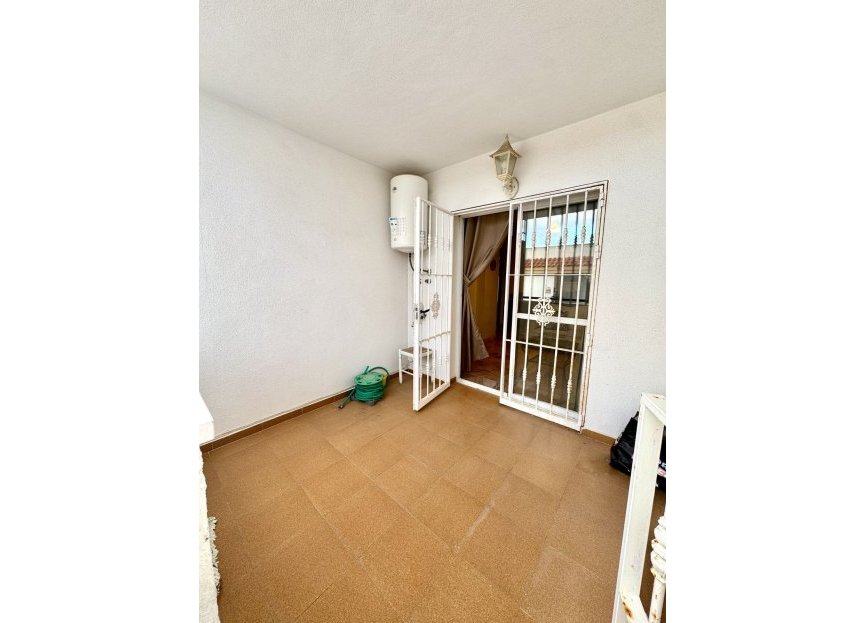 Resale - Apartment - Middle Floor Apartment - Fuengirola - Carvajal