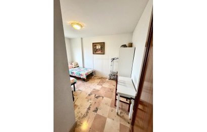 Resale - Apartment - Middle Floor Apartment - Fuengirola - Carvajal