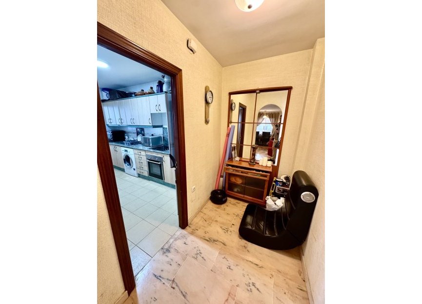 Resale - Apartment - Middle Floor Apartment - Fuengirola - Carvajal