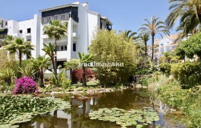 Resale - Apartment - Ground Floor Apartment - Marbella - Elviria