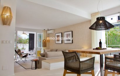 Resale - Apartment - Ground Floor Apartment - Marbella - Elviria