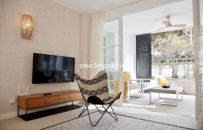 Resale - Apartment - Ground Floor Apartment - Marbella - Elviria