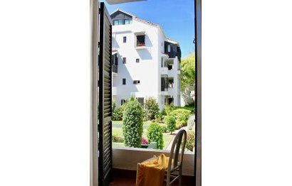 Resale - Apartment - Ground Floor Apartment - Marbella - Elviria