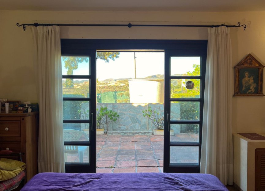 Resale - House - Detached Villa - Estepona - Estepona Centro