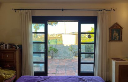 Resale - House - Detached Villa - Estepona - Estepona Centro