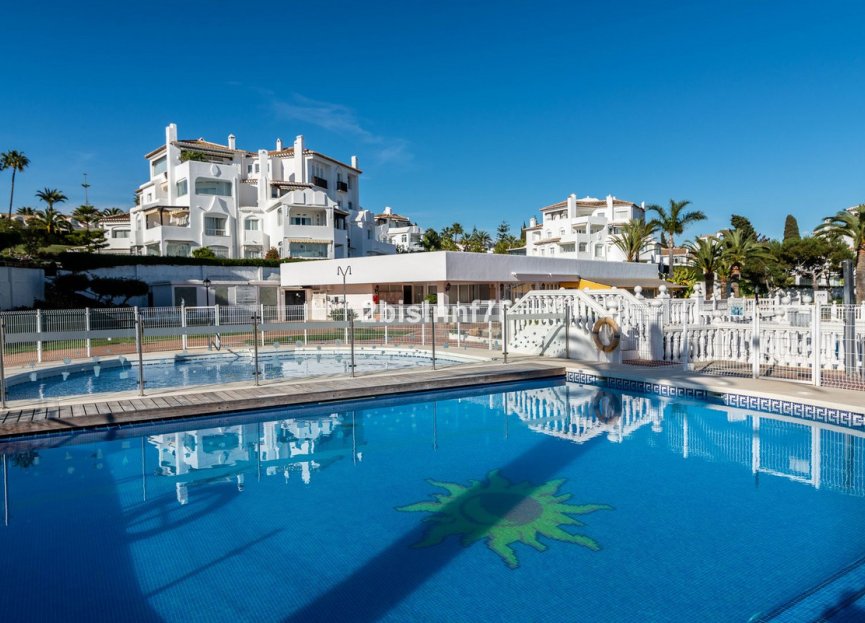 Resale - Apartment - Top Floor Apartment - Marbella - Elviria