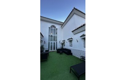 Resale - House - Detached Villa - Marbella - Nueva Andalucia