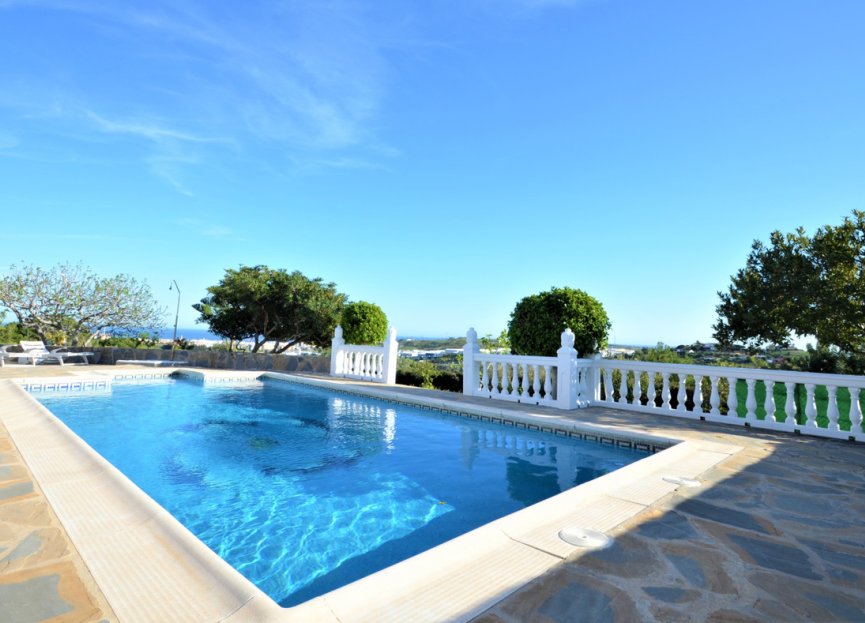 Reventa - House - Detached Villa - Estepona - Estepona Centro