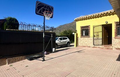 Reventa - House - Detached Villa - Estepona - Estepona Centro