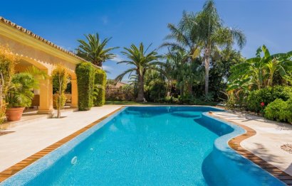 Resale - House - Detached Villa - Marbella - Marbesa