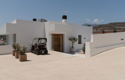 Reventa - House - Detached Villa - Marbella - Nueva Andalucia