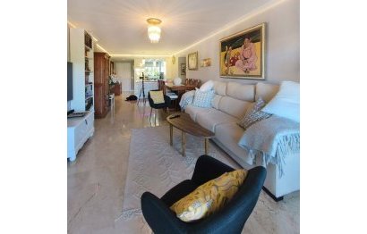 Resale - Apartment - Middle Floor Apartment - Marbella - Guadalmina Alta