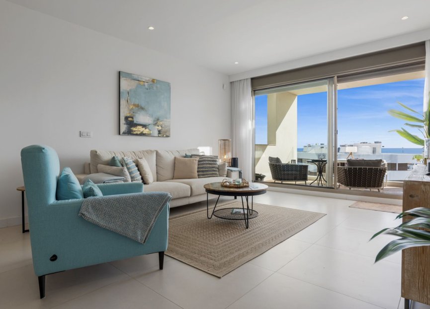 Resale - Apartment - Penthouse Duplex - Estepona - Estepona Centro