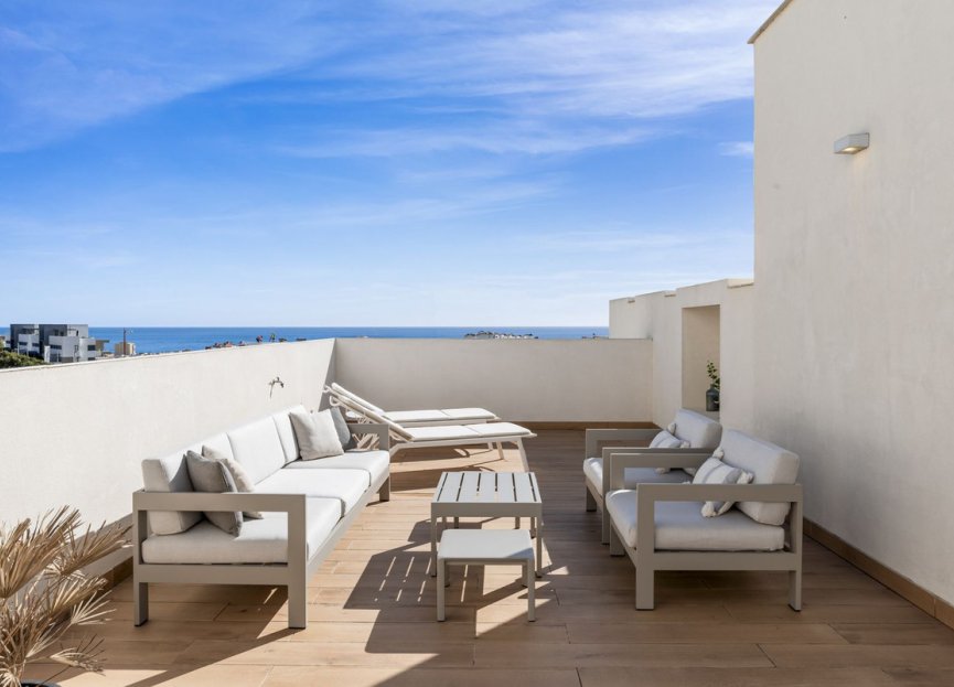 Resale - Apartment - Penthouse Duplex - Estepona - Estepona Centro