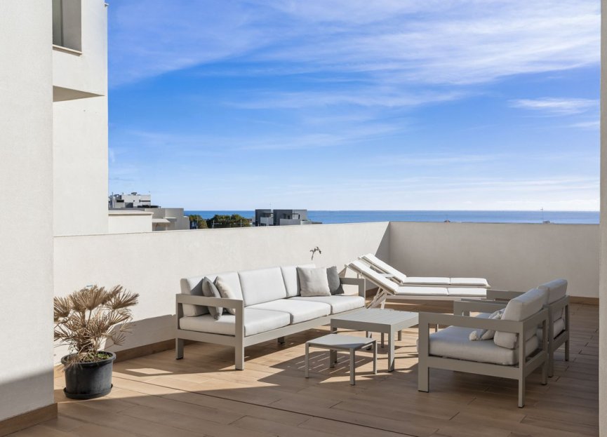 Resale - Apartment - Penthouse Duplex - Estepona - Estepona Centro