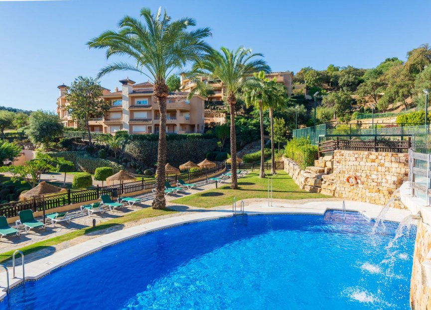 Resale - Apartment - Ground Floor Apartment - Marbella - La Mairena