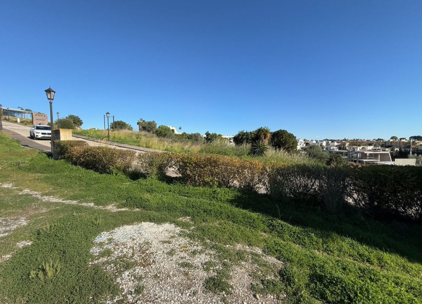 Reventa - Plot - Land - Estepona - Estepona Centro