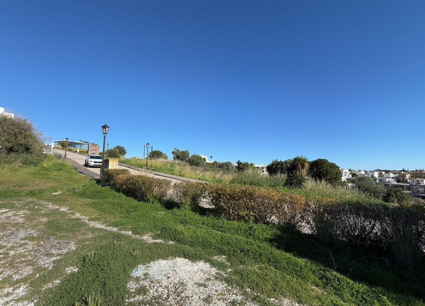 Reventa - Plot - Land - Estepona - Estepona Centro