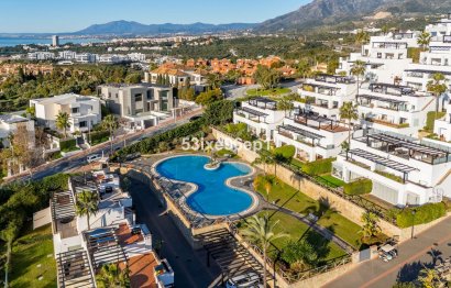 Resale - House - Semi-Detached House - Marbella - Santa Clara