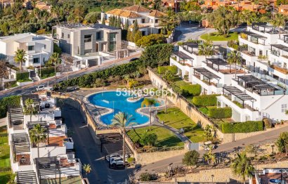 Resale - House - Semi-Detached House - Marbella - Santa Clara