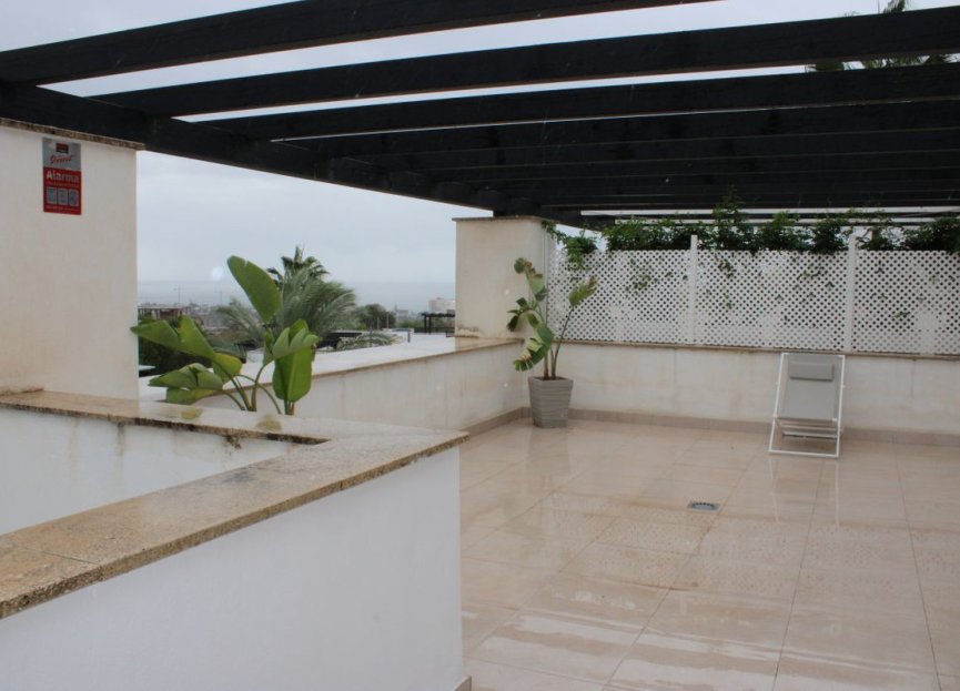 Resale - House - Townhouse - Marbella - Santa Clara